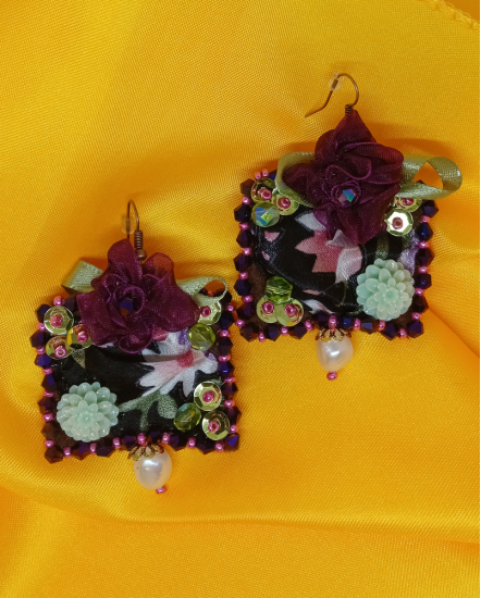 Šité dizajnové náušnice "Sen Sri Lanky"